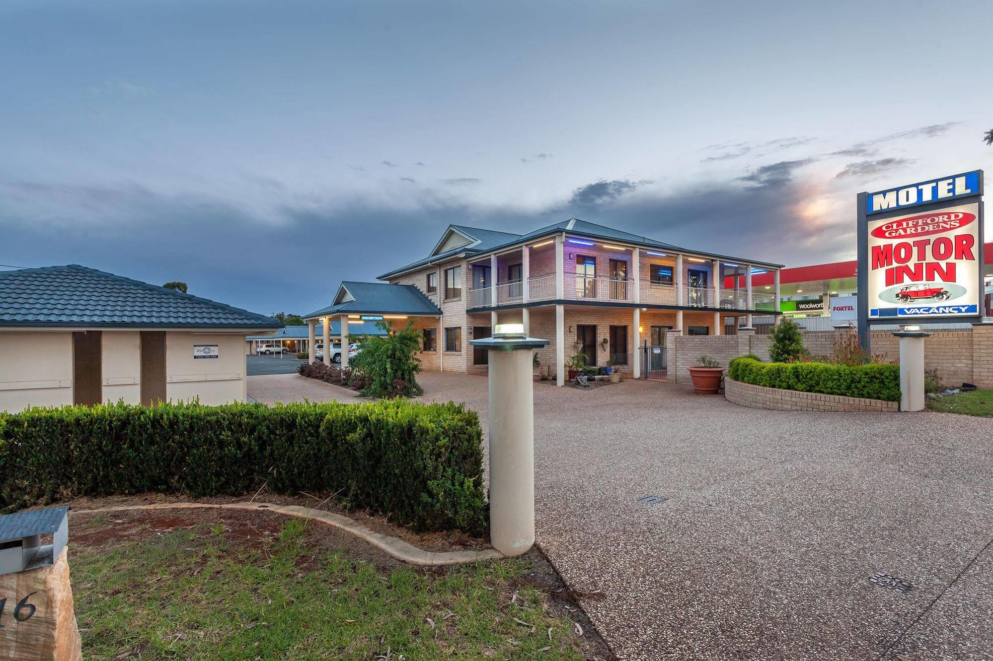 Clifford Gardens Motor Inn Toowoomba Zewnętrze zdjęcie