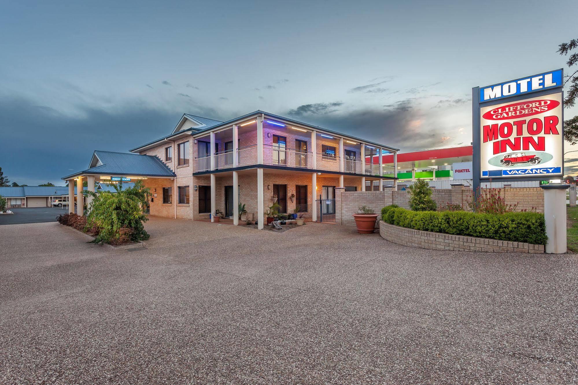 Clifford Gardens Motor Inn Toowoomba Zewnętrze zdjęcie